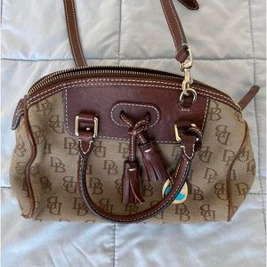 Dooney and Bourne cross body purse